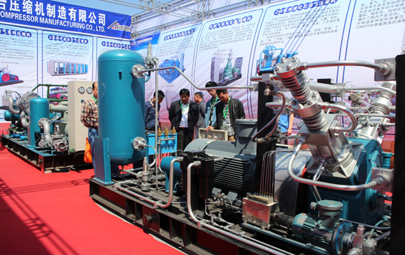 聯(lián)合一直在努力-2014國際天然氣汽車、加氣站設(shè)備展會